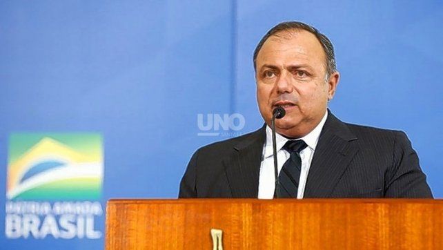 Pazuello aclar&oacute; que la vacunaci&oacute;n se iniciar&iacute;a a baja escala y en caso de emergencia