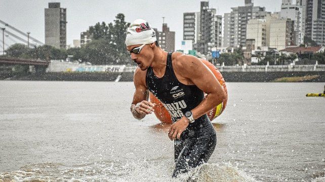 Otro representante de nuestra capital, Bautista Arbizu, del equipo G-Team, ocupó el segundo lugar del podio.