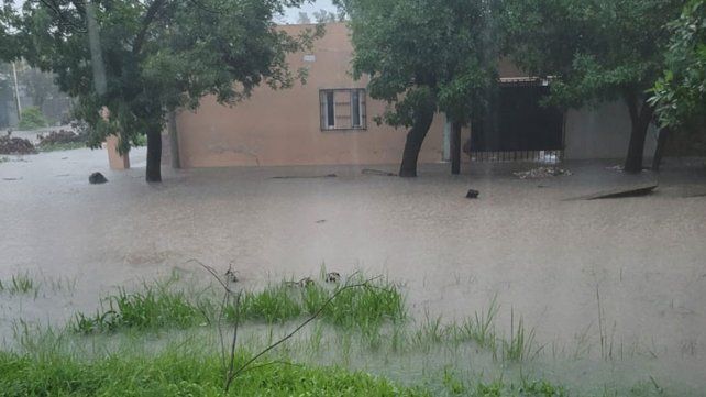En tres d&iacute;as cayeron en la ciudad de Reconquista 300 mil&iacute;metros de lluvia