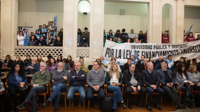 Autoridades de universidades p&uacute;blicas de la provincia expusieron ante legisladores nacionales los principales lineamientos