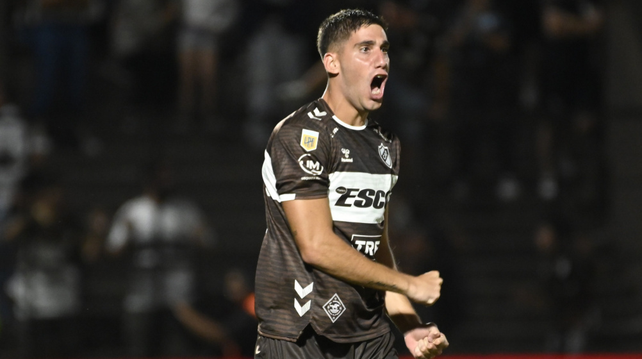Col&oacute;n sigue de cerca los sondeos de Boca y Belgrano por Leonel Picco, hoy en Platense.