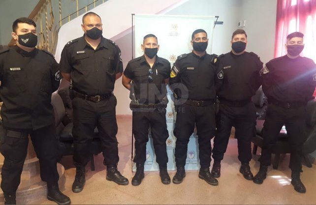 Juan Ricomini, Subinspector 5ta zona junto a Pablo Carreón , suboficial 5ta zona y el Oficial de la Motorizada Iván Bernardi, le salvaron la vida Amanda