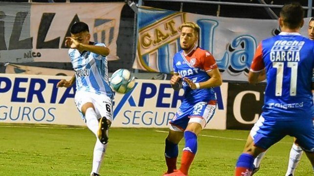 Uni&oacute;n mereci&oacute; m&aacute;s ante Atl&eacute;tico Tucum&aacute;n, pero perdi&oacute; el invicto en la Copa Liga Profesional