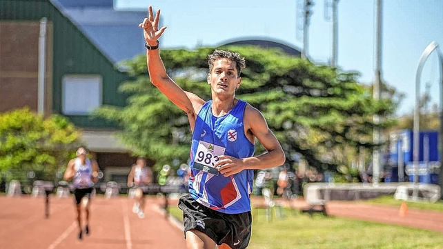Charly Johnson, campe&oacute;n nacional de 3.000 con obst&aacute;culos, integra la selecci&oacute;n nacional en el Sudamericano.