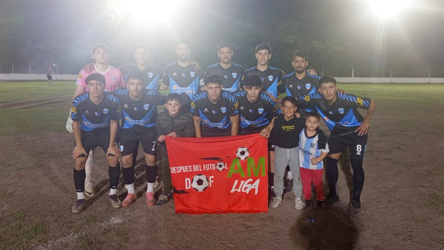 Ciclón Racing no dejó dudas y goleó al descendido la Casita en el predio liguista. Ciclón Racing no dejó dudas y goleó al descendido la Casita en el predio liguista.