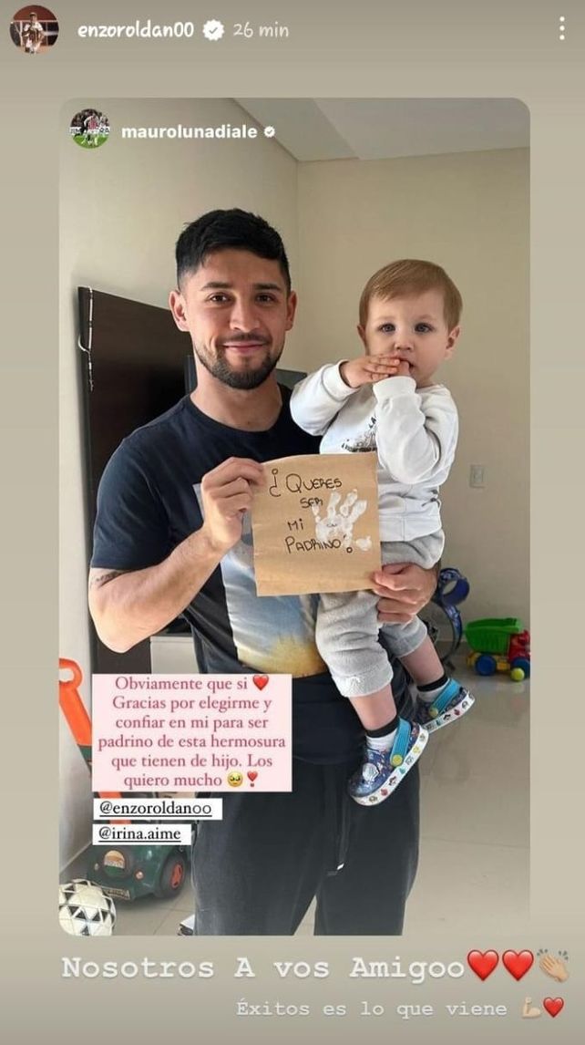 La historia de Instagram de Enzo Roldán fue reveló la salida de Mauro Luna Diale de Unión al Ajmat de Rusia.