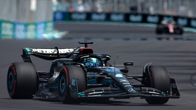 Mercedes marca el ritmo con Russell y Hamilton en los ensayos del GP de Miami de F1.  