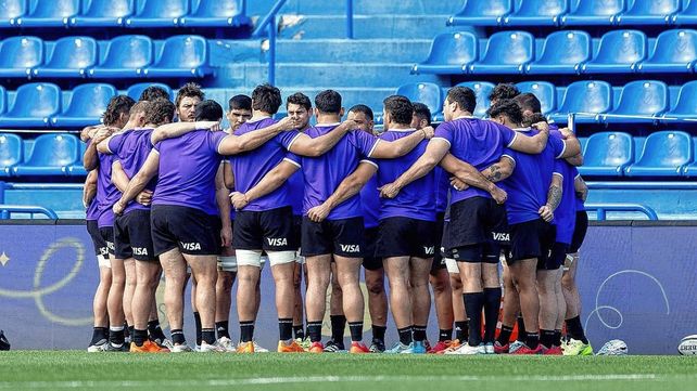 Será el octavo enfrentamiento entre ambos seleccionados en el estadio de la Capital Federal. El kick off está previsto a las 18.10