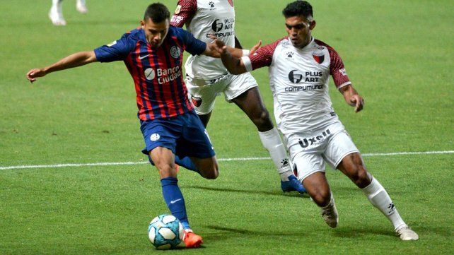 Col&oacute;n sum&oacute; un punto ante San Lorenzo que por ahora lo deja en carrera por quedarse con la Copa Diego Maradona.