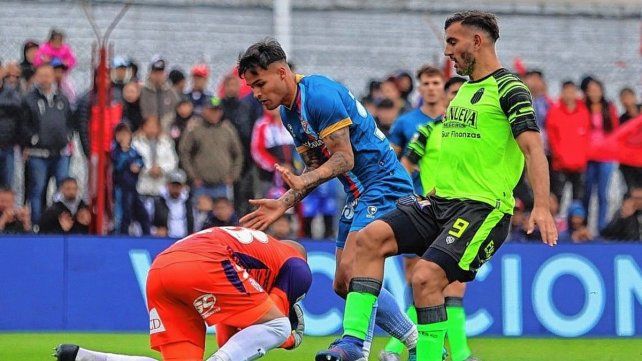 Barracas Central y Arsenal igualaron sin goles en el Claudio Chiqui Tapia.