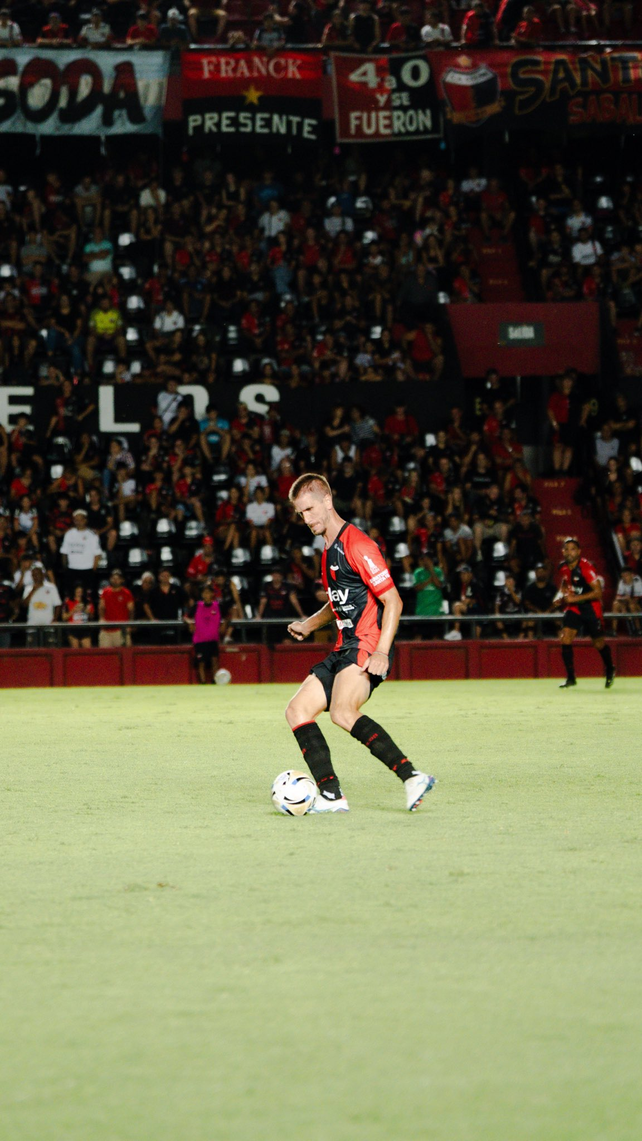 Col&oacute;n ya lleva cuatro vallas invictas en la Primera Nacional.