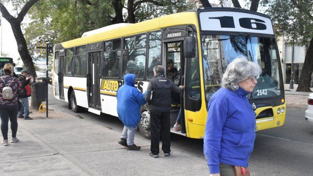 Servicio de trasporte urbano de pasajeros en la ciudad de Santa Fe