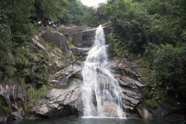 El pasado 22 de julio, la joven influencer Moe Sa Nay, de tan solo 14 años, perdió la vida al caer por un acantilado en Birmania