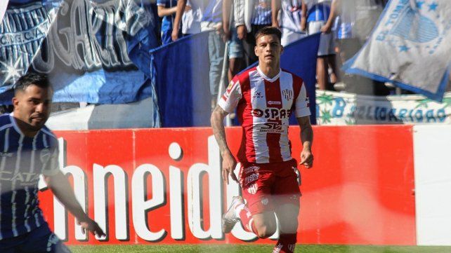 El correntino Kevin Zenón mejoró como todo Unión en el segundo tiempo pero no alcanzó para ganar en Mendoza.