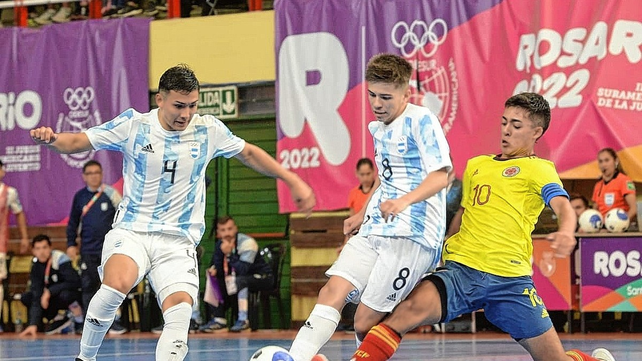 En futsal, el equipo masculino de Argentina logr&oacute; clasificar a las semifinales tras derrotar a Colombia por 3 a 1 en la ciudad de Rosario.