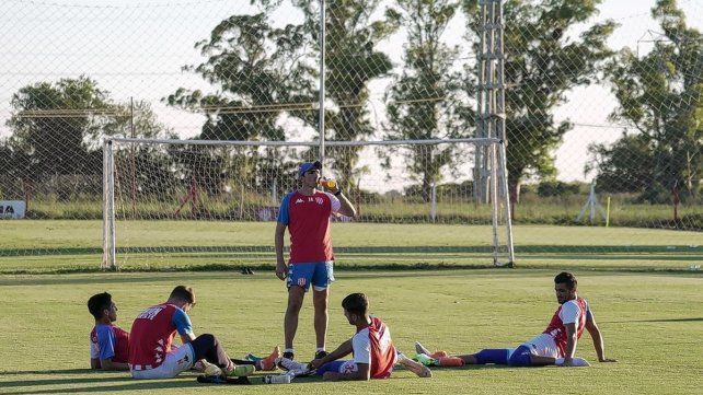 Uni&oacute;n concentrar&aacute; en Casasol para el duelo ante Estudiantes.