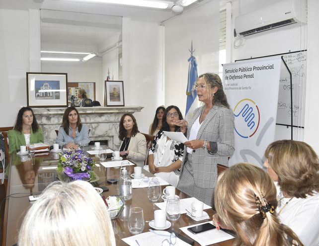 Mesa de Trabajo de Mujeres: funcionarias y legisladoras de Santa Fe elevaron una carta de intenci&oacute;n