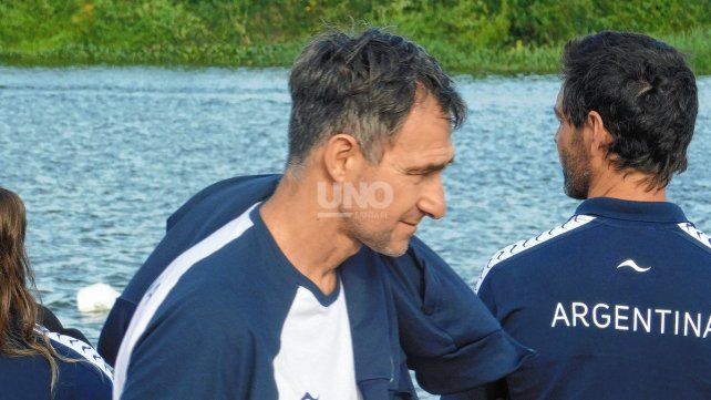 El histórico nadador marplatense Gabriel Chaillou, ganador de varias Santa Fe-Coronda, integra el staff de la selección nacional.