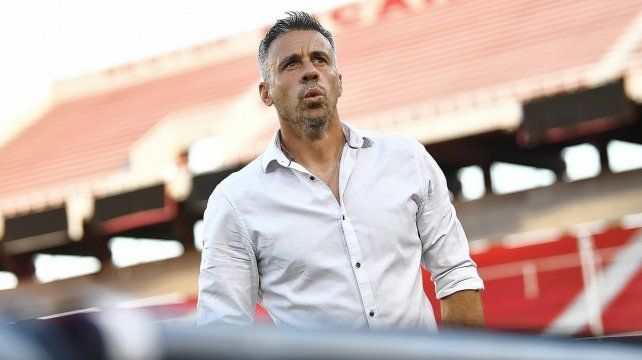 La dirigencia de Independiente decidi&oacute; no renovar el contrato de Lucas Pusineri y no dirigir&aacute; ante River