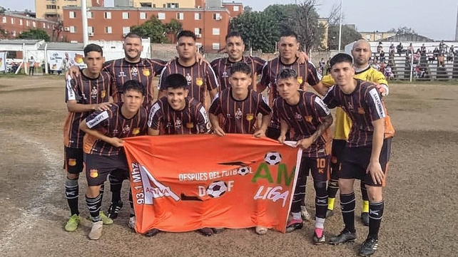 En el ascenso de la Liga Santafesina, Las Flores II recibir&aacute; al duro equipo de Atl&eacute;tico Arroyo Leyes.