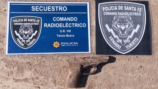 El arma secuestrada en el casa de Venado Tuerto