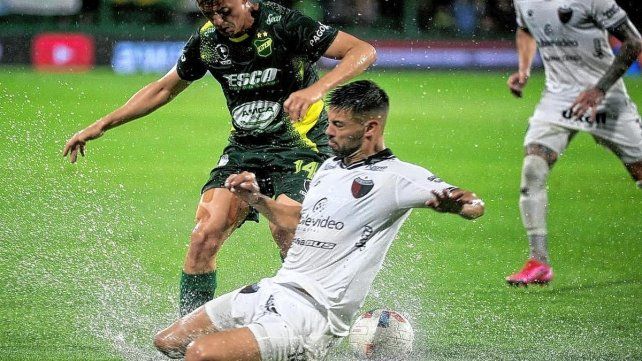 Finalmente, Federico L&eacute;rtora no fue informado por Fernando Espinoza y podr&aacute; jugar en Col&oacute;n. T&eacute;lam