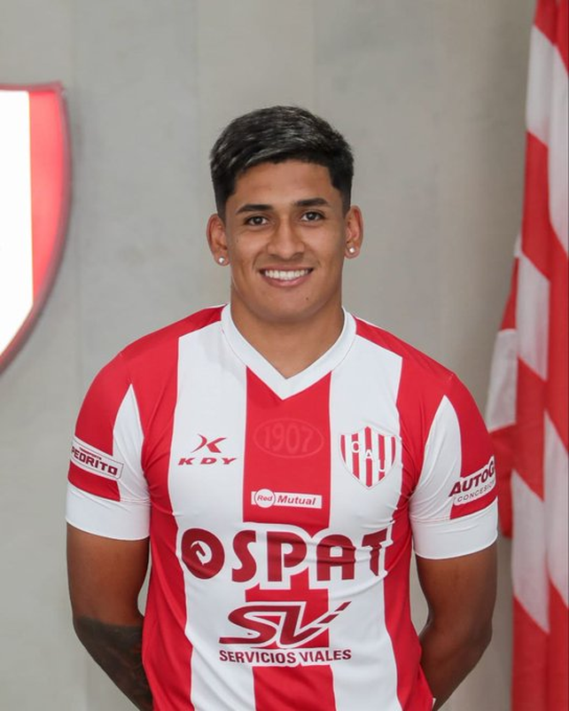 Sim&oacute;n Rivero estar&iacute;a lesionado y sigue sin debutar en Uni&oacute;n.