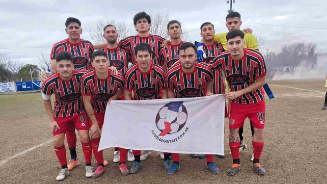 Juventud Unida de Candioti no pudo ante Nobleza en Recreo y fue superado por 1 a 0. Juventud Unida de Candioti no pudo ante Nobleza en Recreo y fue superado por 1 a 0.