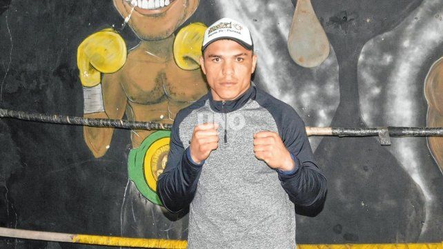 El boxeador santafesino viene de conseguir el cinturón mediano nacional tras derrotar al cordobés Luque Palacios por puntos en fallo unánime en Carlos Paz.