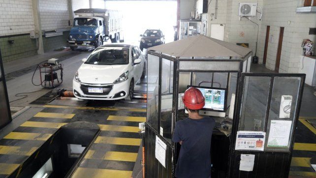 Los talleres habilitados para tramitar la RTO cuestionaron severamente al decreto que desregula el sistema. Los talleres habilitados para tramitar la RTO cuestionaron severamente al decreto que desregula el sistema.