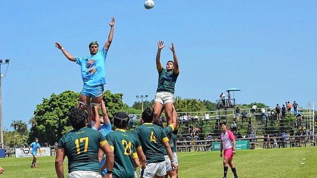 En el primer cotejo, el representativo santafesinos derrot&oacute; a la URNE Blanco por 26 a 17, y perdi&oacute; frente a la URNE Verde por 31 a 17.
