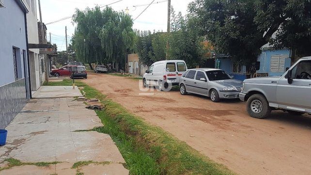 Inseguridad. Los vecinos de barrio Transporte denunciaron que viven presos dentro de sus viviendas y los delincuentes andan libres por las calles a los tiros. 