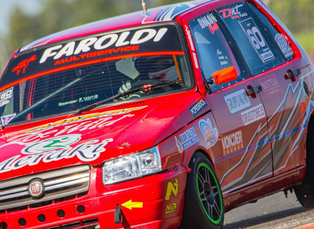 El santafesino Roberto Carreño retorna a la categoría a la monomarca Fiat 1400 TZ.
