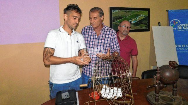 Pueyo, Olivera y Lor&eacute;fice en el sorteo del fixture del certamen liguista que se pondr&aacute; en marcha el pr&oacute;ximo 19 de febrero.