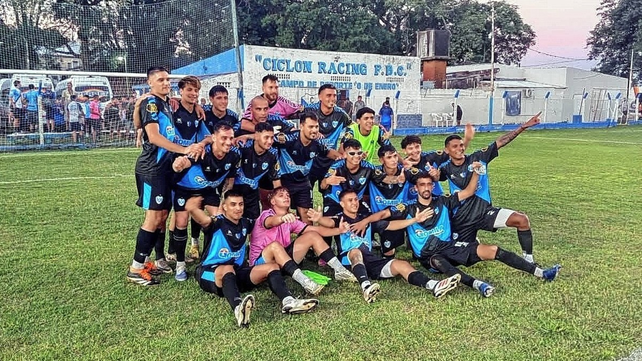 En barrio Guadalupe, Cicl&oacute;n Racing derrot&oacute; en los penales a Uni&oacute;n Arroyo Seco y sac&oacute; el boleto a la siguiente fase.