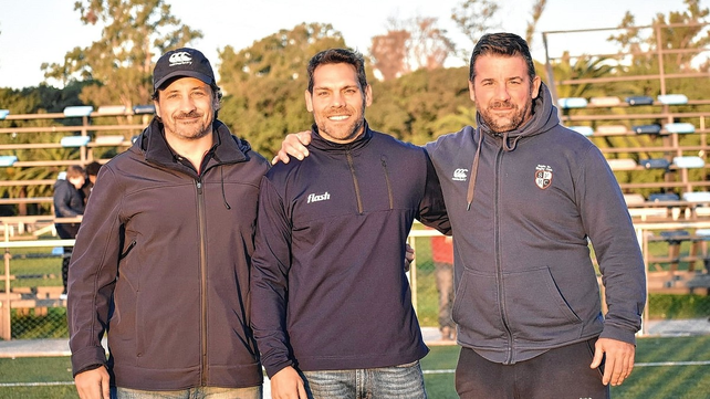 El equipo fuera de la cancha conformado por los entrenadores Pablo Pfirter, Sebastián De la Peña y Gustavo Stieffel. El equipo fuera de la cancha conformado por los entrenadores Pablo Pfirter, Sebastián De la Peña y Gustavo Stieffel.