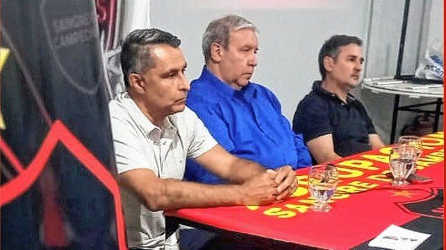 Luciani recibe respaldo "económico" para armar la lista que competirá en las elecciones de Colón. Luciani recibe respaldo "económico" para armar la lista que competirá en las elecciones de Colón.