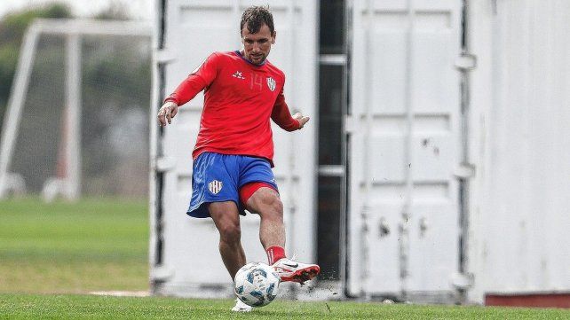 Bruno Pitt&oacute;n reemplazar&aacute; a Franco Fragapane en Uni&oacute;n para visitar a Lan&uacute;s, con lo cual Mateo Del Blanco se correr&aacute; al medio.