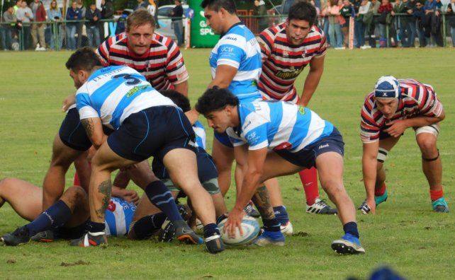 Los Gitanos vienen de caer ante Estudiantes, y los Tricolores, en Sauce Viejo, vencieron al Paraná Rowing Club.