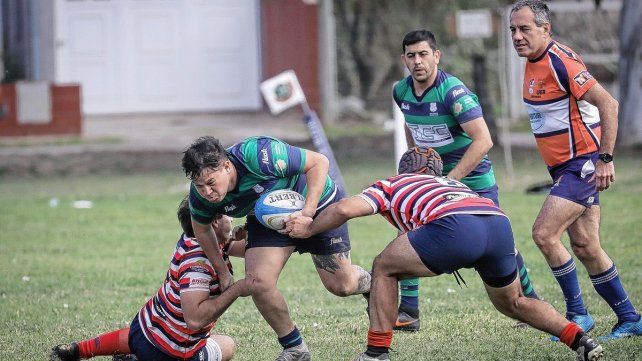 En San Carlos Rugby compitieron el local, Santa Fe Rugby, Universitario y Brown de San Vicente por Copa Santa Fe.