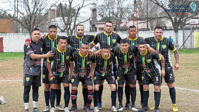 Los Canarios viene de golear a Belgrano en Coronda y ahora recibirá en los Troncos al duro elenco de El Pozo. Los Canarios viene de golear a Belgrano en Coronda y ahora recibirá en los Troncos al duro elenco de El Pozo.