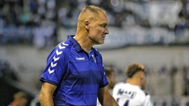 Darío Franco dejó de ser el entrenador de un Quilmes que fue de mayor a menor en Primera Nacional.