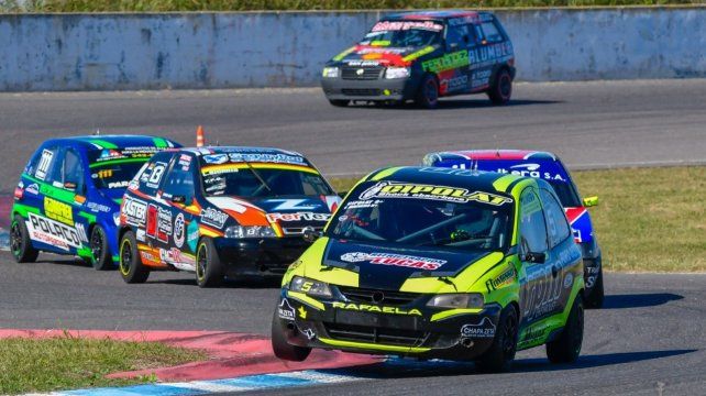 El rafaelino Alejandro Cipolat ganó una prueba muy dura y disputada en los 1600.