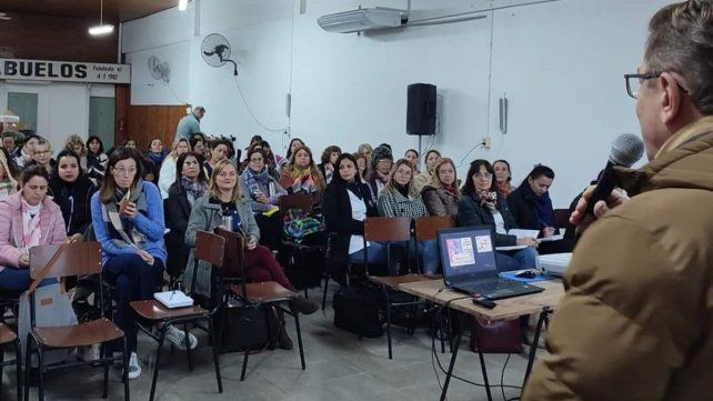 El senador Rodrigo Borla participó de la presentación en San Justo del Programa de Alfabetización Raíz del Ministerio de Educación Santafesino.