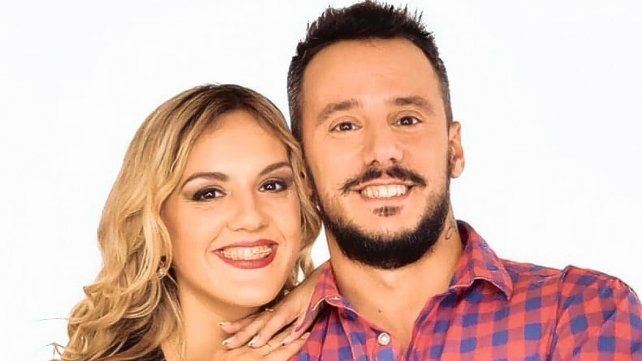 ex actriz de la ficción "Chiquititas", Nadia Di Cello junto a su marido