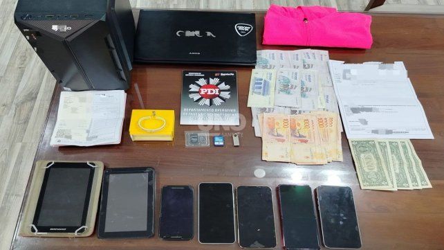 Los elementos secuestrados durante los allanamientos en la ciudad de Santa Fe 