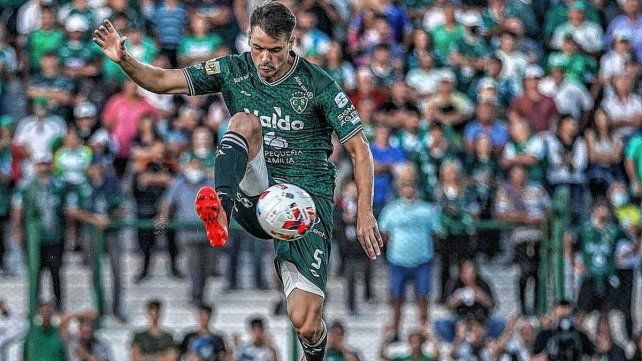 Col&oacute;n espera terminar de cerrar la incorporaci&oacute;n de Juli&aacute;n Chicco de Sarmiento.