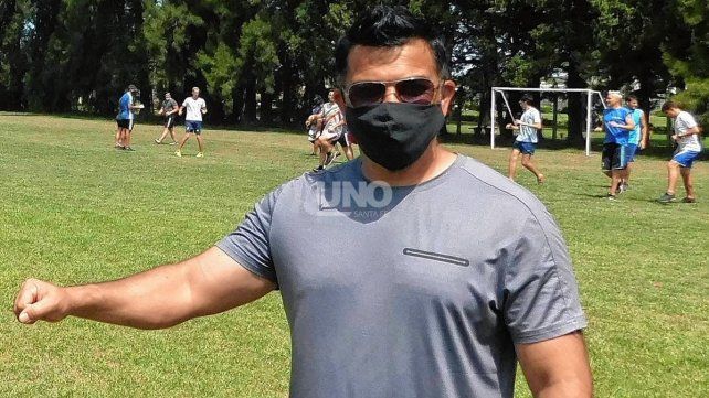 El DT de Banco Provincial, Víctor Cócerez, destacó que el parata afecta a todos los clubes por igual, y que espera el pronto regreso de la actividad en la Liga Santafesina.