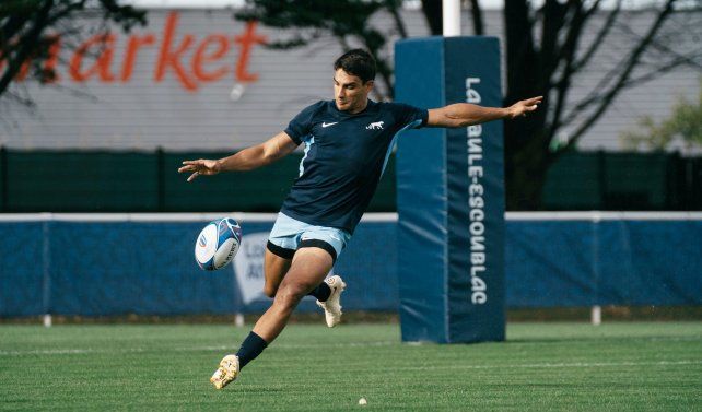 Santiago Carreras, el apertura que llega más maduro al Mundial de Francia que está por comenzar.