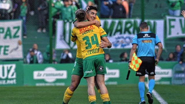 Defensa superó a Banfield y se afirma en la zona de ingreso a la Copa Sudamericana 2023.
